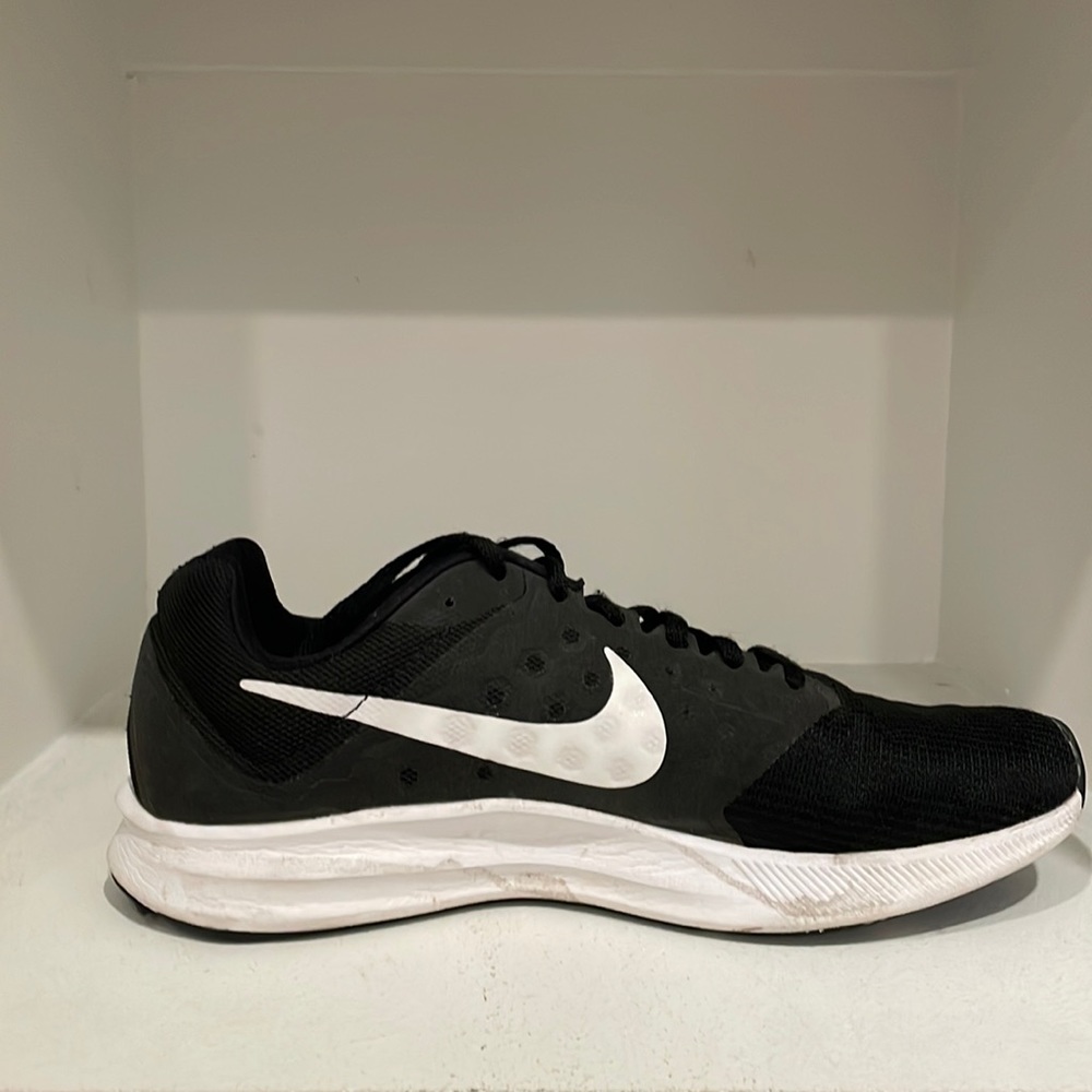 Black Nike Running shoes. Downshifter 7.